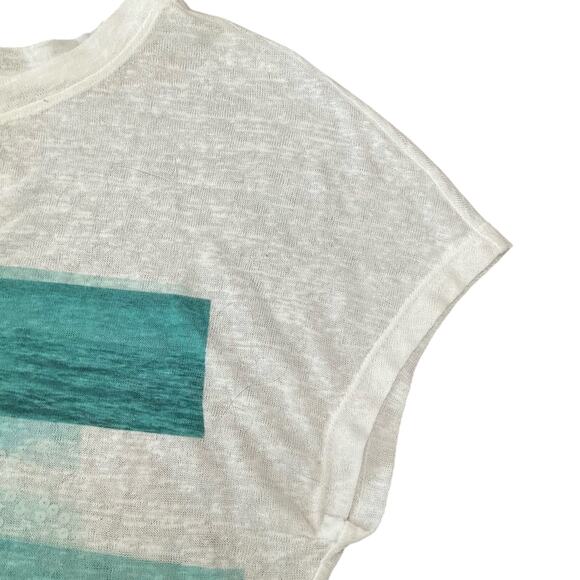 Daisy Fuentes White and Blue Graphic Ocean Sequin T-Shirt Size Large - Picture 7 of 7